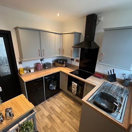 Contemporary & Chic Inner Terrace 5 Mins From Barnsley Town Centre 外观 照片