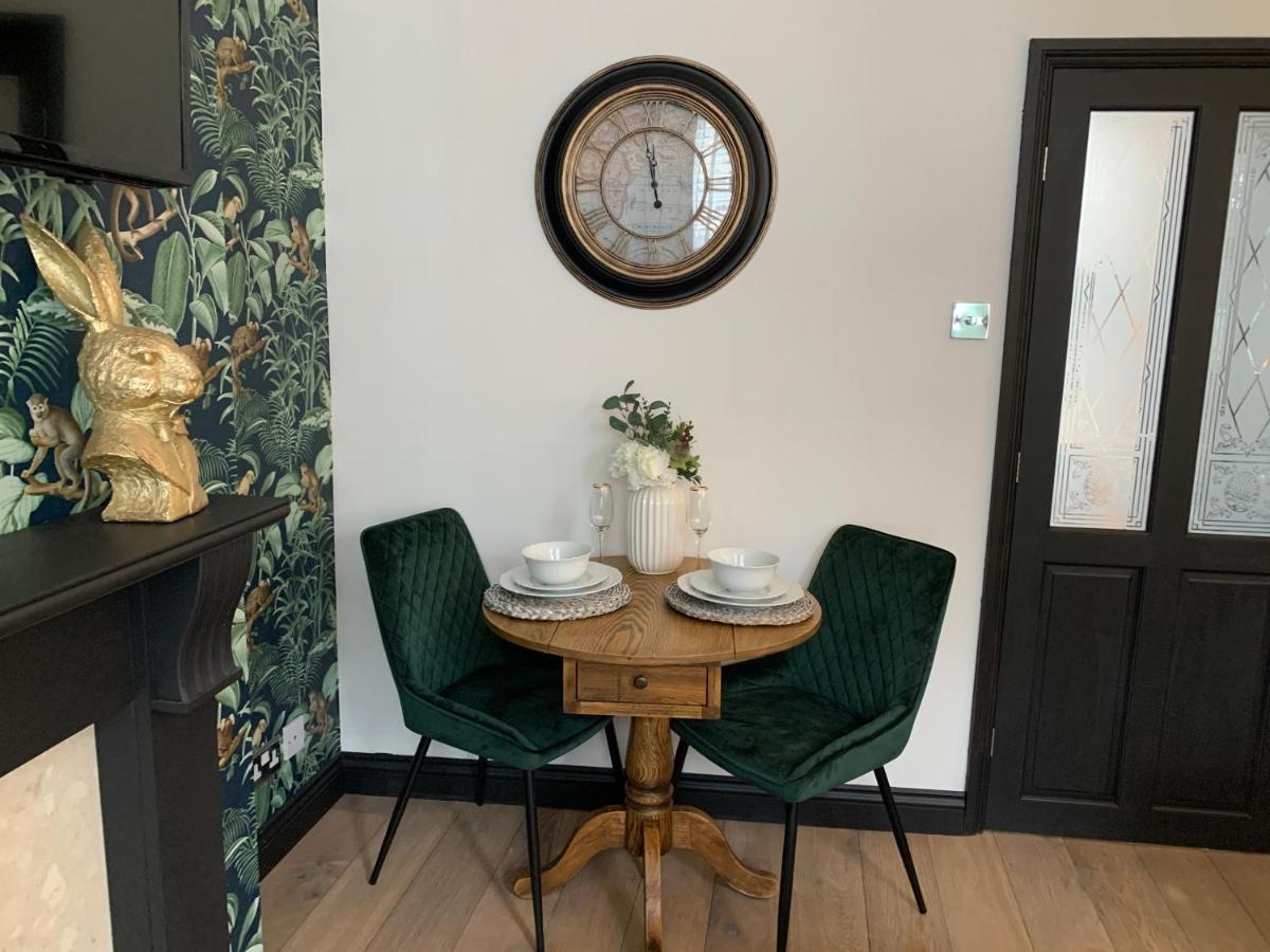 Contemporary & Chic Inner Terrace 5 Mins From Barnsley Town Centre 外观 照片